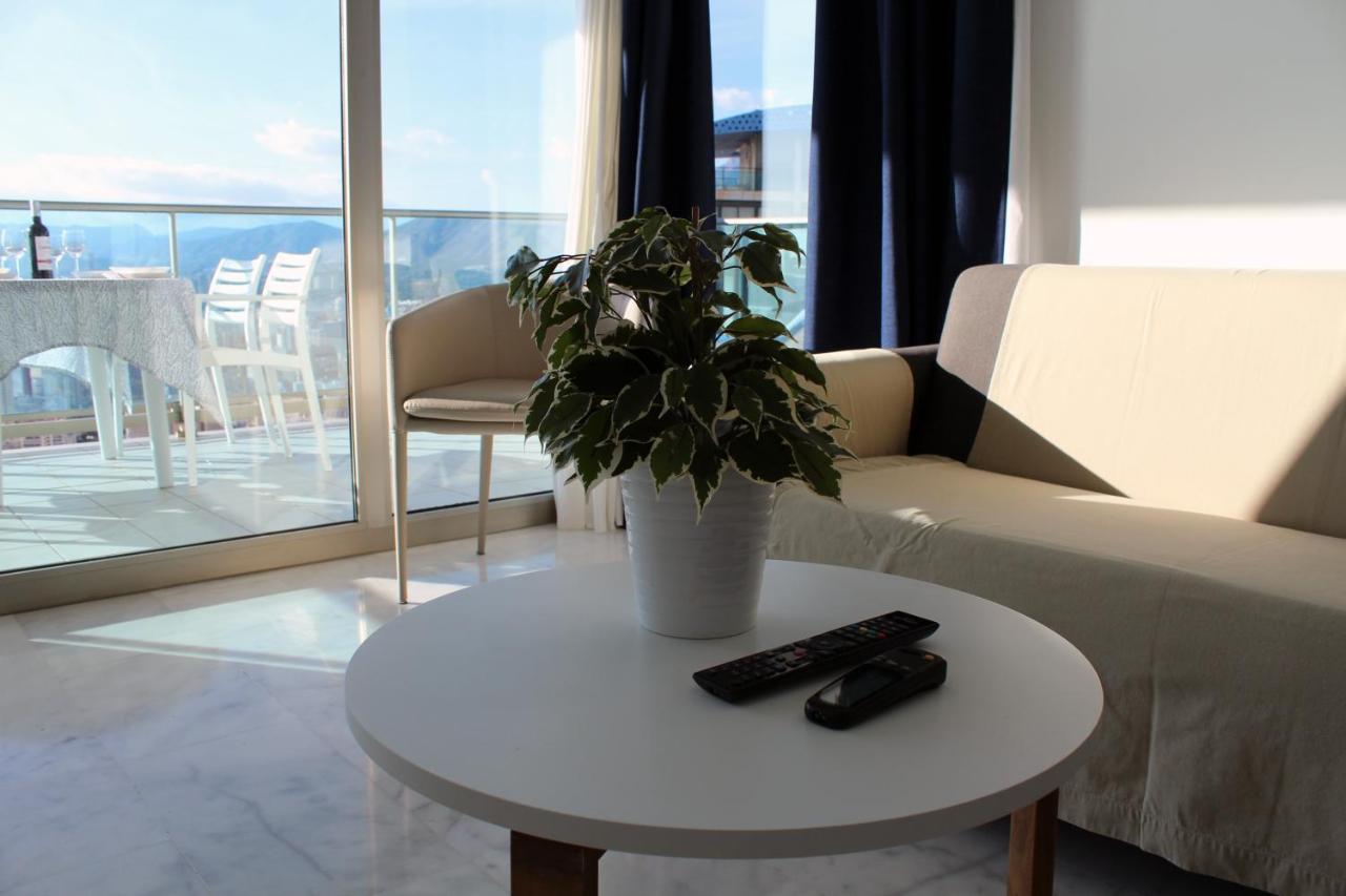 Skyline 26 Stunning Sea Views From A 2-Bedroom Apartment On The 26Th Floor Benidorm Exteriér fotografie